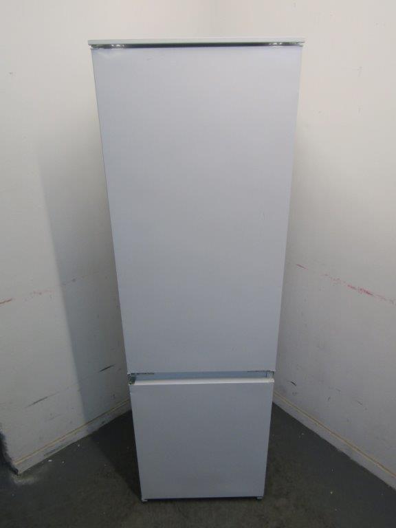Zanussi ZNLN18FS1 Fridge Freezer Fully Integrated 70:30 Low Frost GRADE A