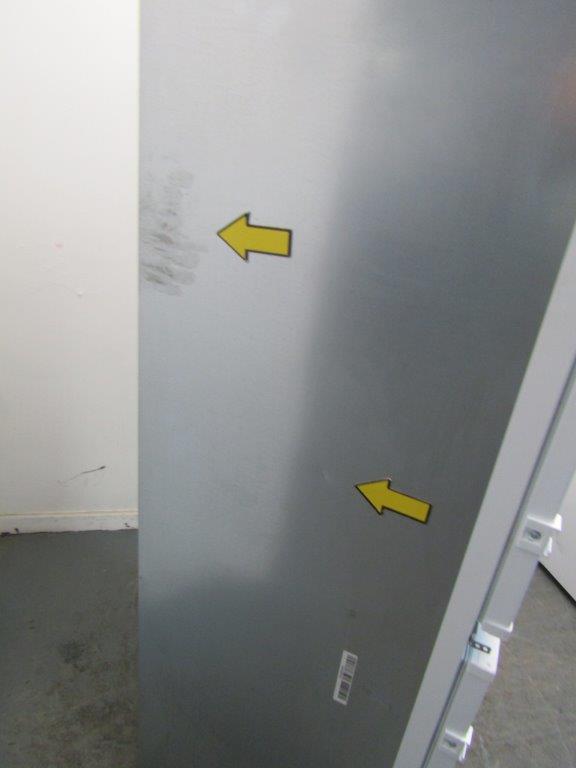 Zanussi ZNLK18ES3 Fridge Freezer Fully Integrated 70:30 Low Frost GRADE A