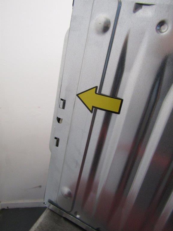 AEG BPK556260B Single Oven Electric Steambake Pyrolytic in Black GRADE A