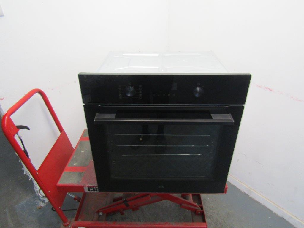 AEG OU5PB40XK Single Oven Electric Built In in Black GRADE A