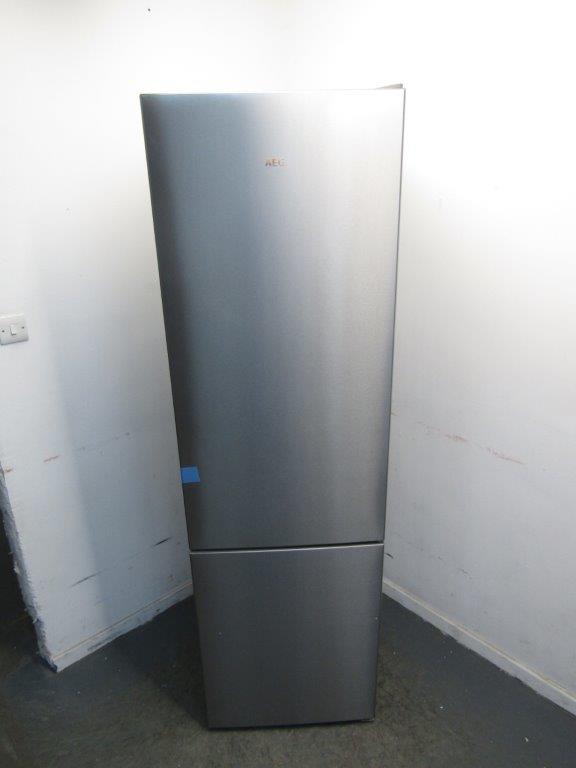AEG RCB636E2MX Freestanding Frost Free Fridge Freezer Stainless Steel GRADE A