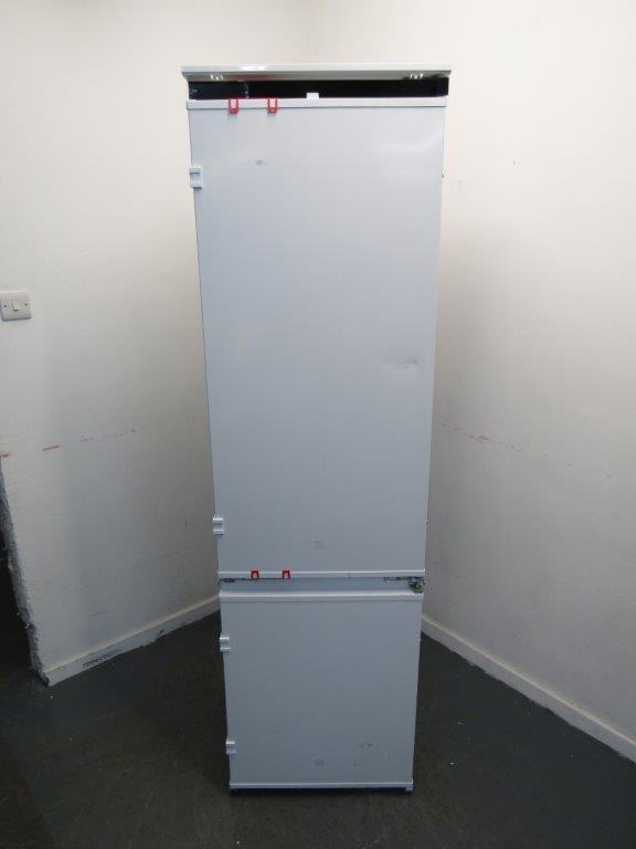 AEG NSC8M191DS Fridge Freezer Integrated Extra Tall 70:30 Frost Free GRADE A