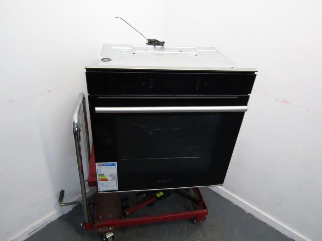 Hotpoint SI6871SPBL Built in Single Electric Oven Black GRADE B
