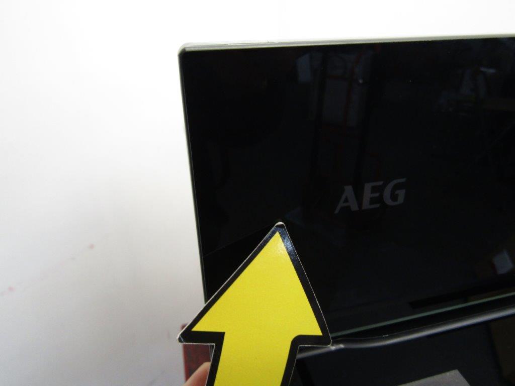 AEG NBE7P731AB MealAssist Pyrolytic Single Oven in Gloss Black GRADE B