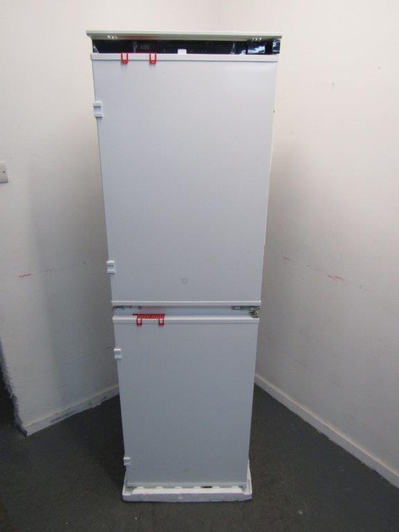 AEG OSC6T185ES Fridge Freezer Fully Integrated 50:50 No Frost Sliding GRADE A