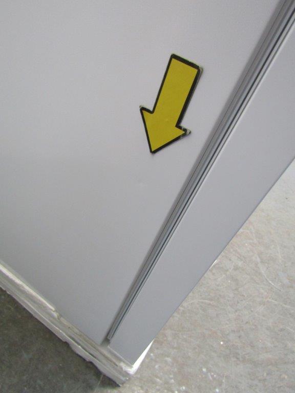 Lec LSFSR310BT-UK Laboratory Refrigerator 310L Solid Door White GRADE A