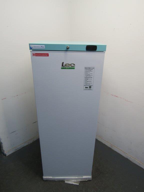 Lec LSFSR310BT-UK Laboratory Refrigerator 310L Solid Door White GRADE A