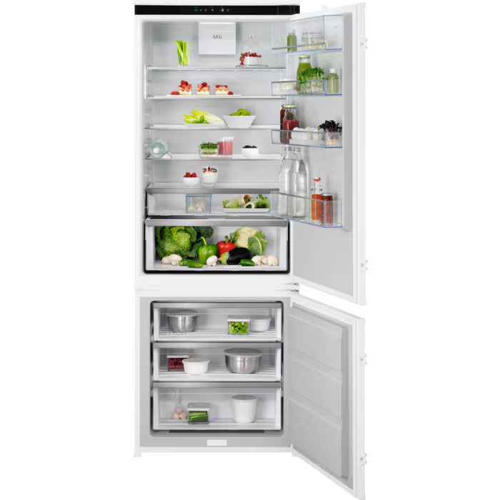 AEG NSC7G752ES Fridge Freezer Integrated 70cm MaxiSpace No Frost GRADE A