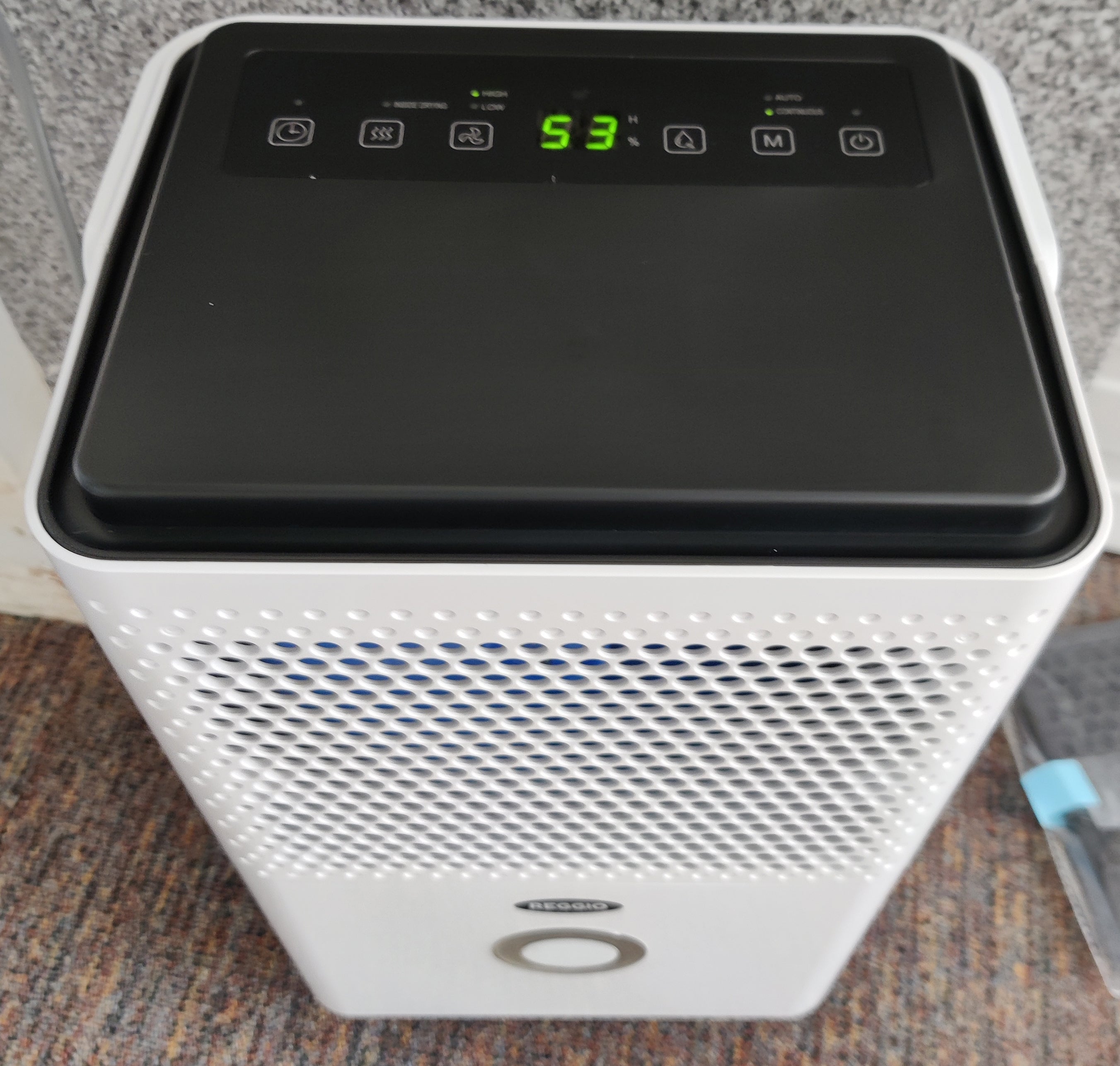 Reggio SHU12L 12 Litre Capacity Dehumidifier in White