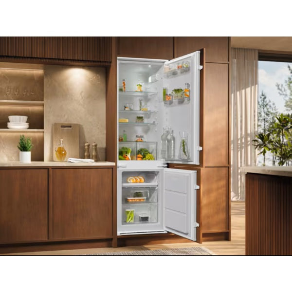 Electrolux LNA6LE18S Low Frost AI CoolAssist Fridge Freezer Fully Integrated 70:30