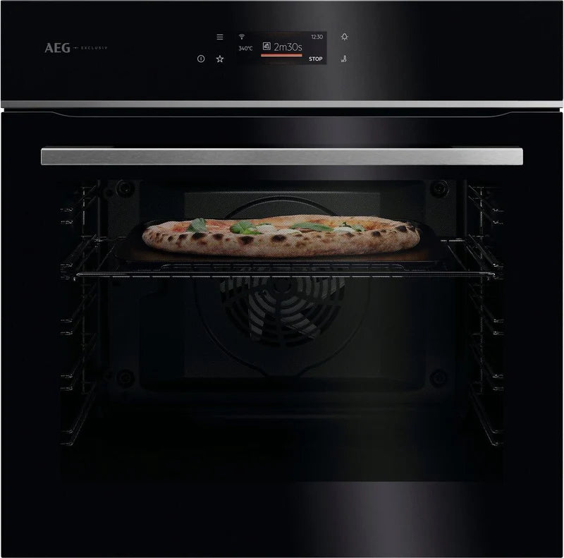 AEG GX7PB63FSB MealAssist Pyrolytic Single Oven in Gloss Black GRADE A