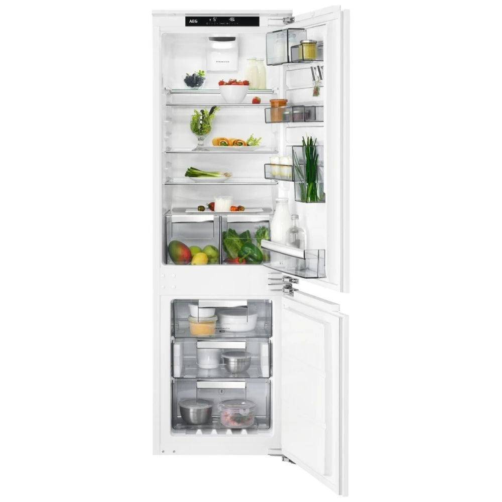 AEG SCE818C5TC Fridge Freezer Fully Integrated 70:30 Frost Free Fixed GRADE B