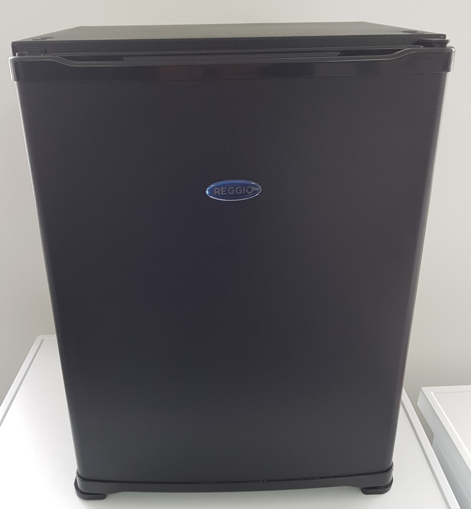 Reggio SK35A (BK) Motorhome Fridge 240 / 12 Volt Camper Caravan in Black