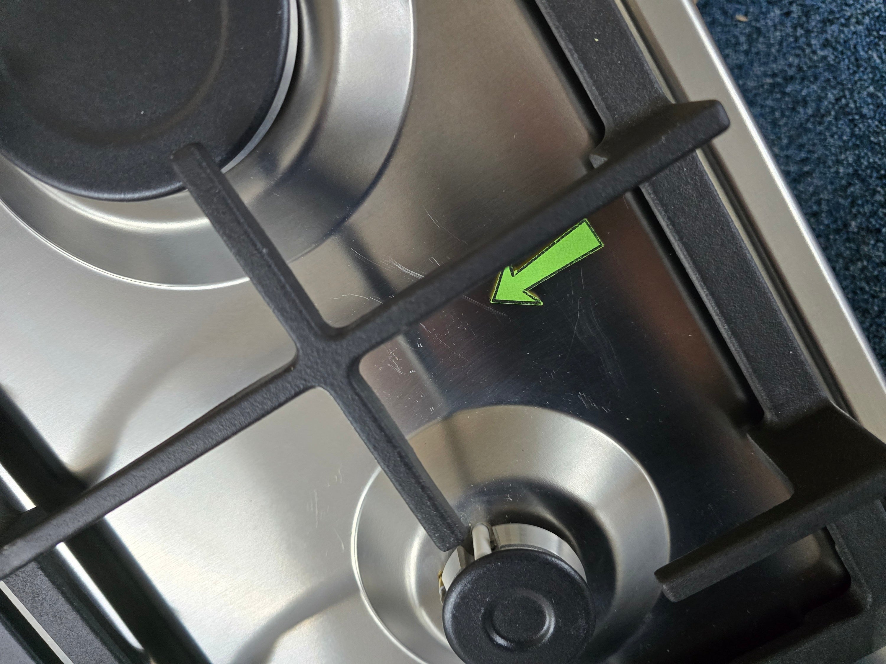 Bosch PGP6B5B90 60cm Gas Hob in Stainless Steel GRADE B