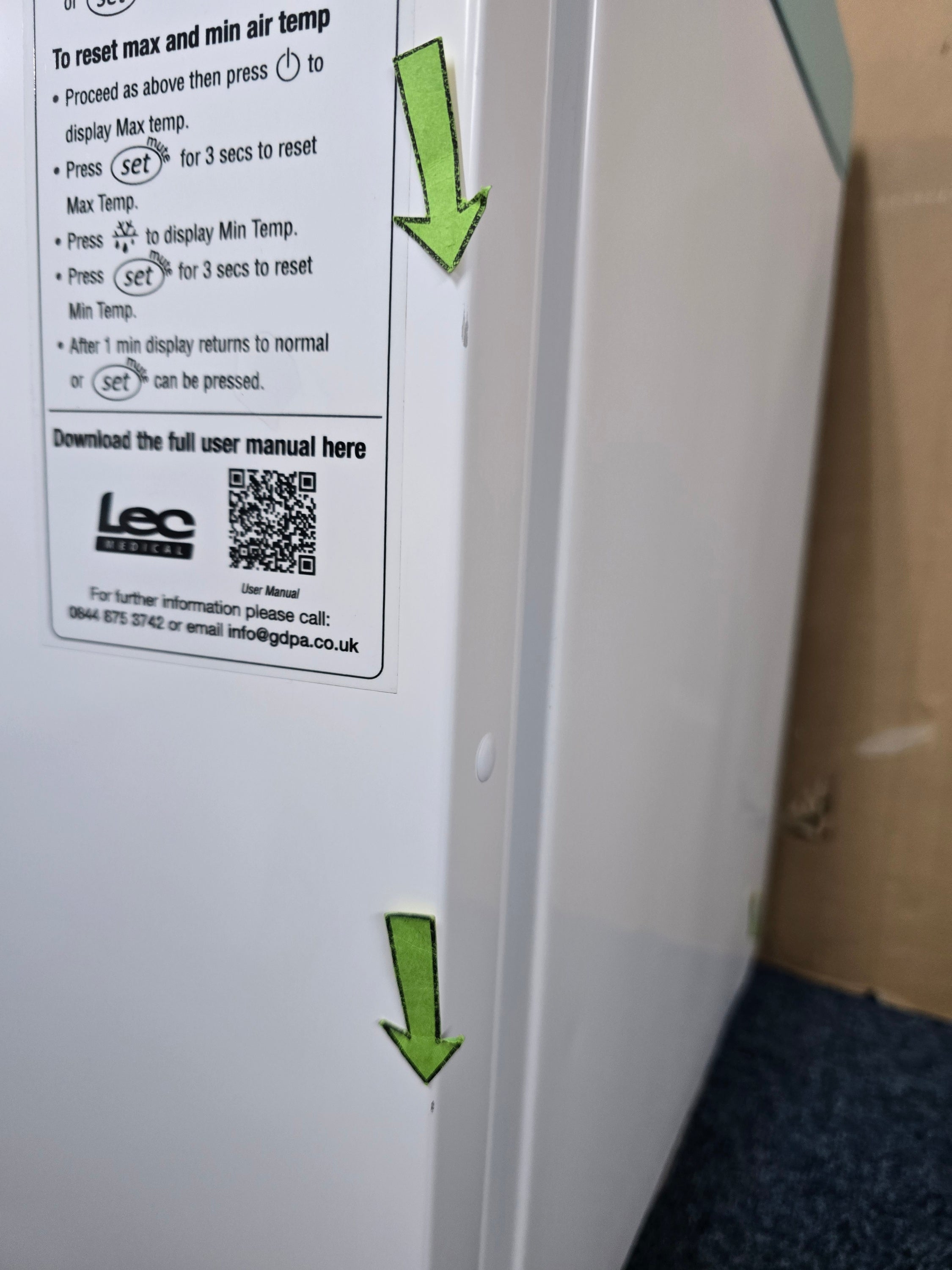 Lec PESR47DC-UK Pharmacy Refrigerator 47L Countertop Solid Door White GRADE B