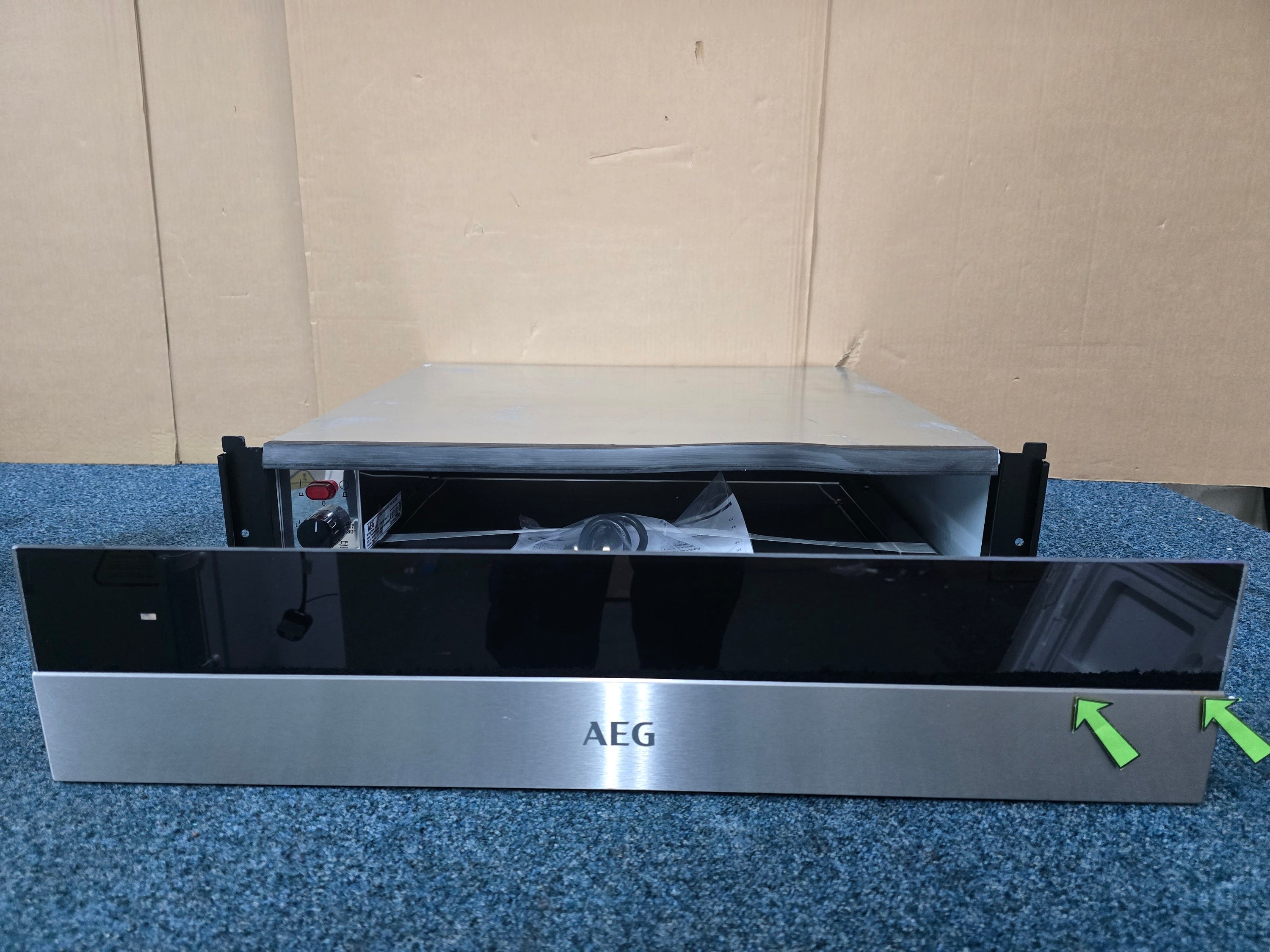 AEG KDK911422M Warming Drawer 14cm Push To Open GRADE B