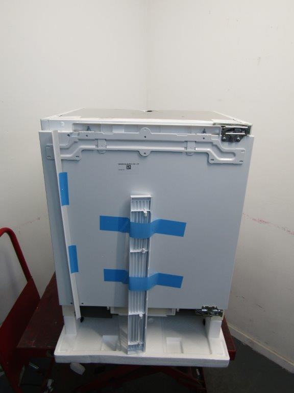 AEG NSK6I82EF Integrated Built Under Larder Fridge Fixed Fitting GRADE A