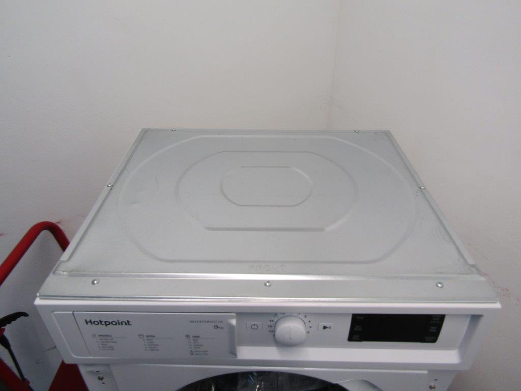 Hotpoint BIWMHG91485UK Washing Machine Integrated 9kg 1400rpm GRADE B
