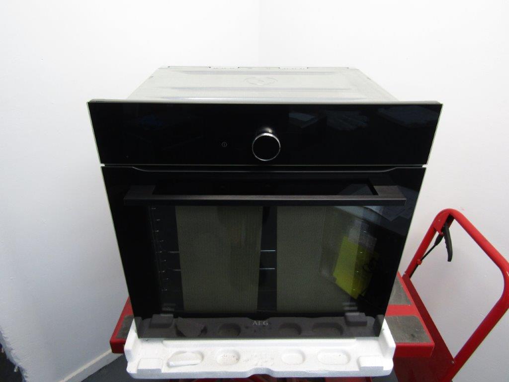 AEG BPK948330B Single Oven Electric Built In Pyrolytic in Black GRADE B