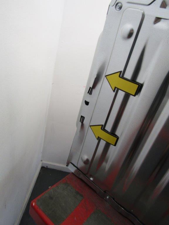 AEG PO9000PT Single Oven Built-In Pyrolytic in Black GRADE A