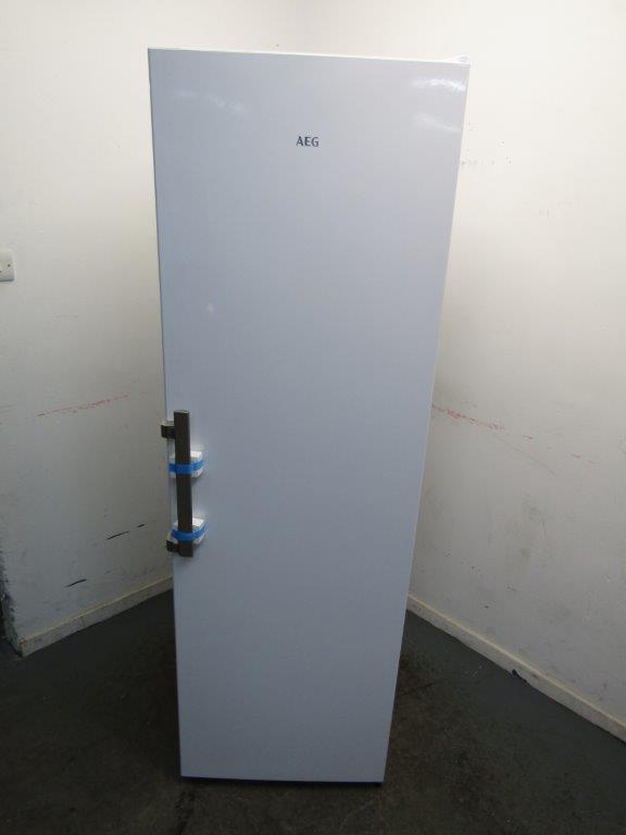 AEG OAG6N281EW Freestanding Tall Frost Free Freezer White GRADE B