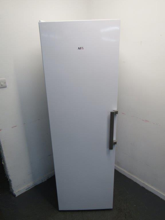 AEG OAG6N281EW Freestanding Tall Frost Free Freezer White REFURBISHED