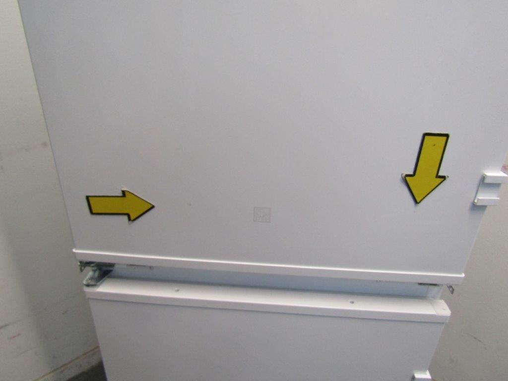 AEG OSC6T185ES Fridge Freezer Fully Integrated 50:50 No Frost Sliding REFURBISHED