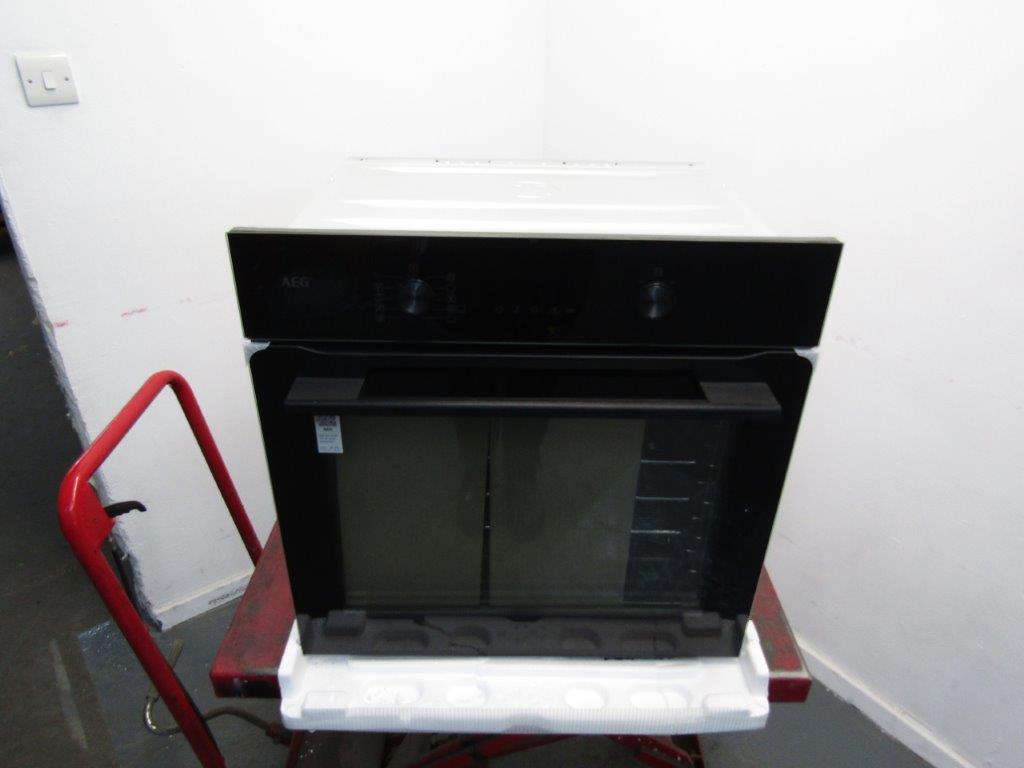 AEG NBS6P521AB 6000 Sense Cook Integrated Single Oven in Black GRADE A