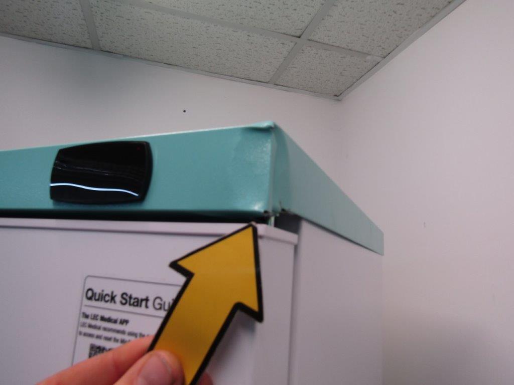 Lec LSFSR400BT 400L Laboratory Refrigerator in White GRADE A