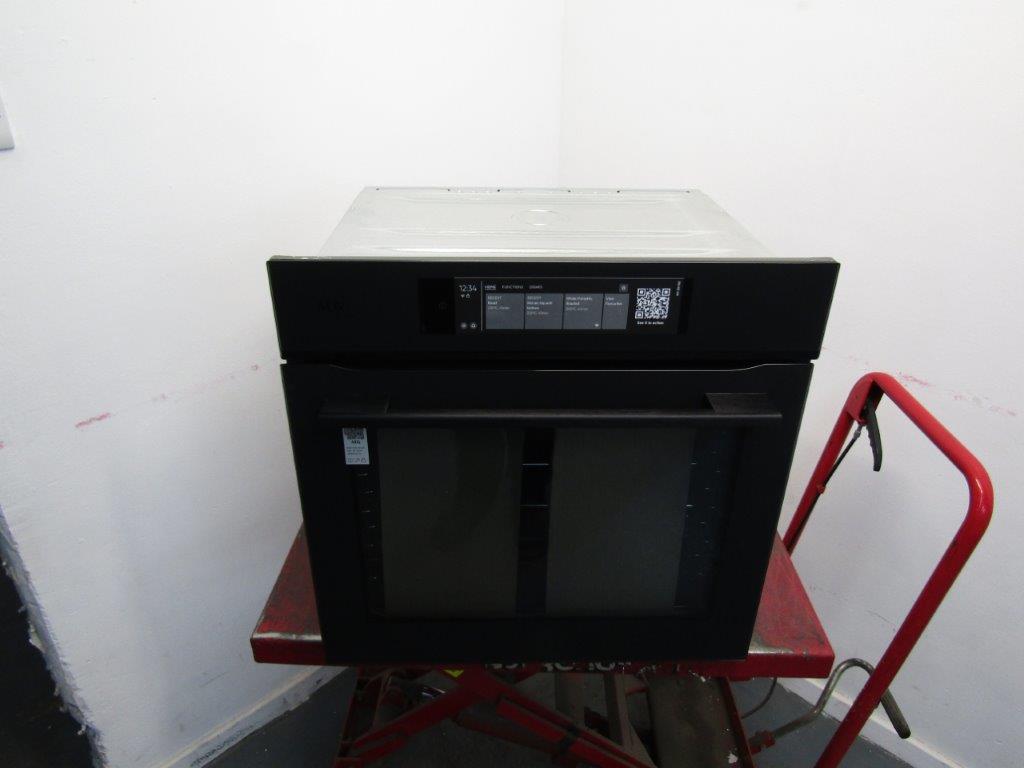 AEG NBT9P831AT ProAssist Pyrolytic Single Oven in Matt Black GRADE A