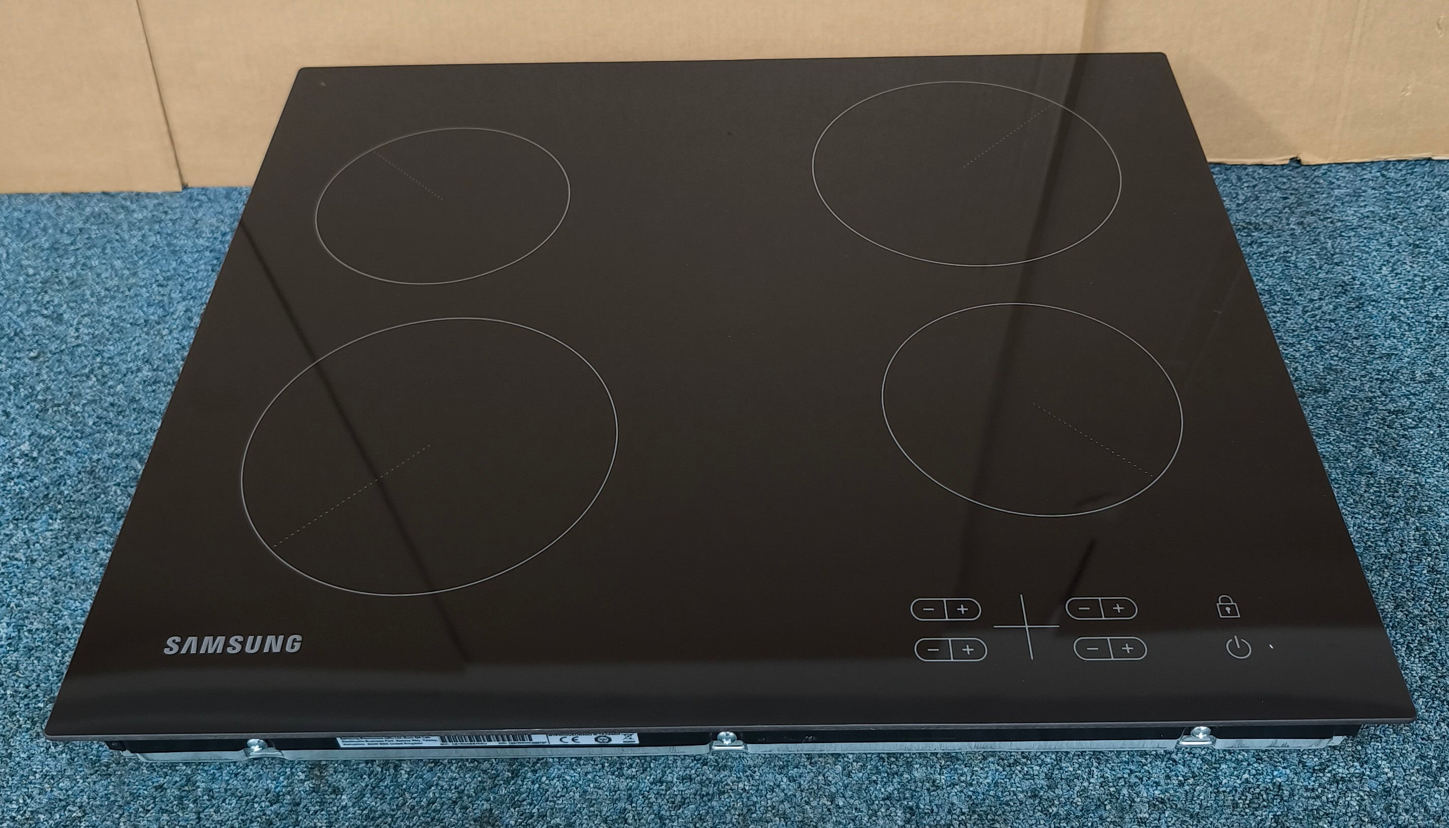 Samsung C61R2AEE Ceramic Hob 60cm 4 Zone in Black GRADE B