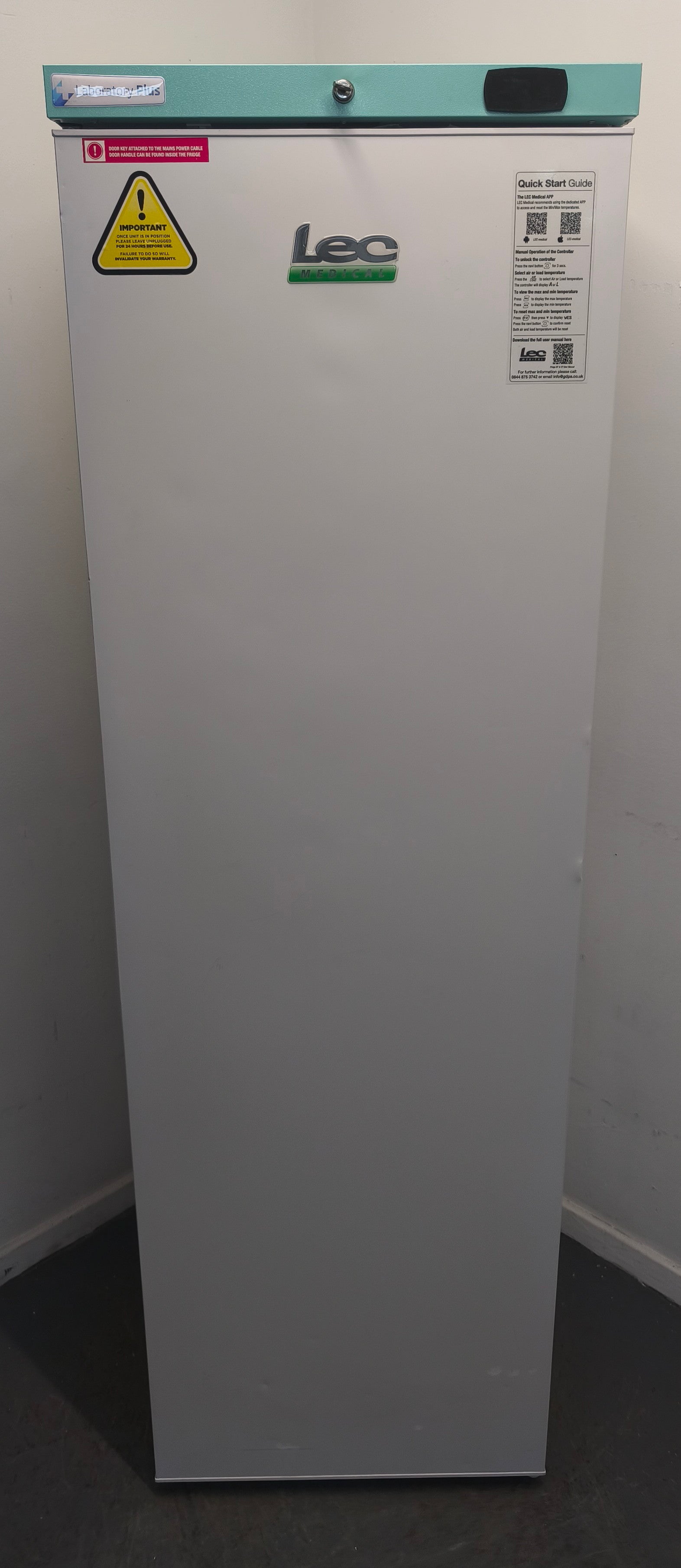 Lec Tall Laboratory Freezer LSFSF312BT 312 Litre Bluetooth White GRADE B