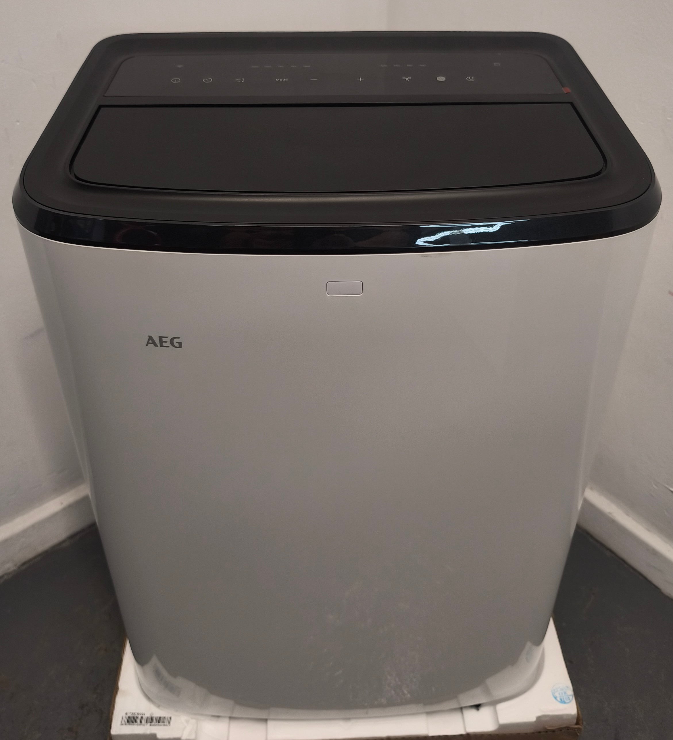 AEG AXP34U339HW Portable Air Conditioner Comfort 6000 12000 BTU GRADE A