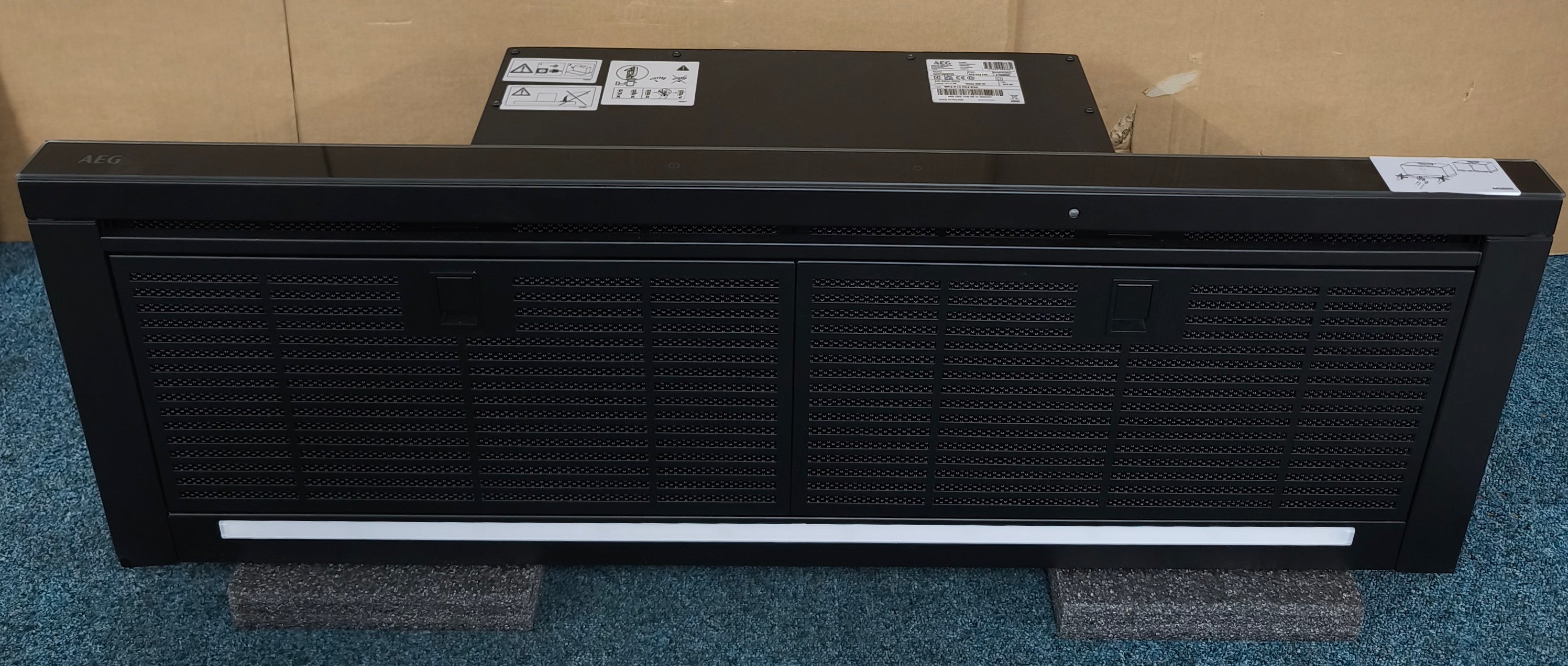 AEG GDP869PB 90cm Integrated Telescopic Hood in Black GRADE A