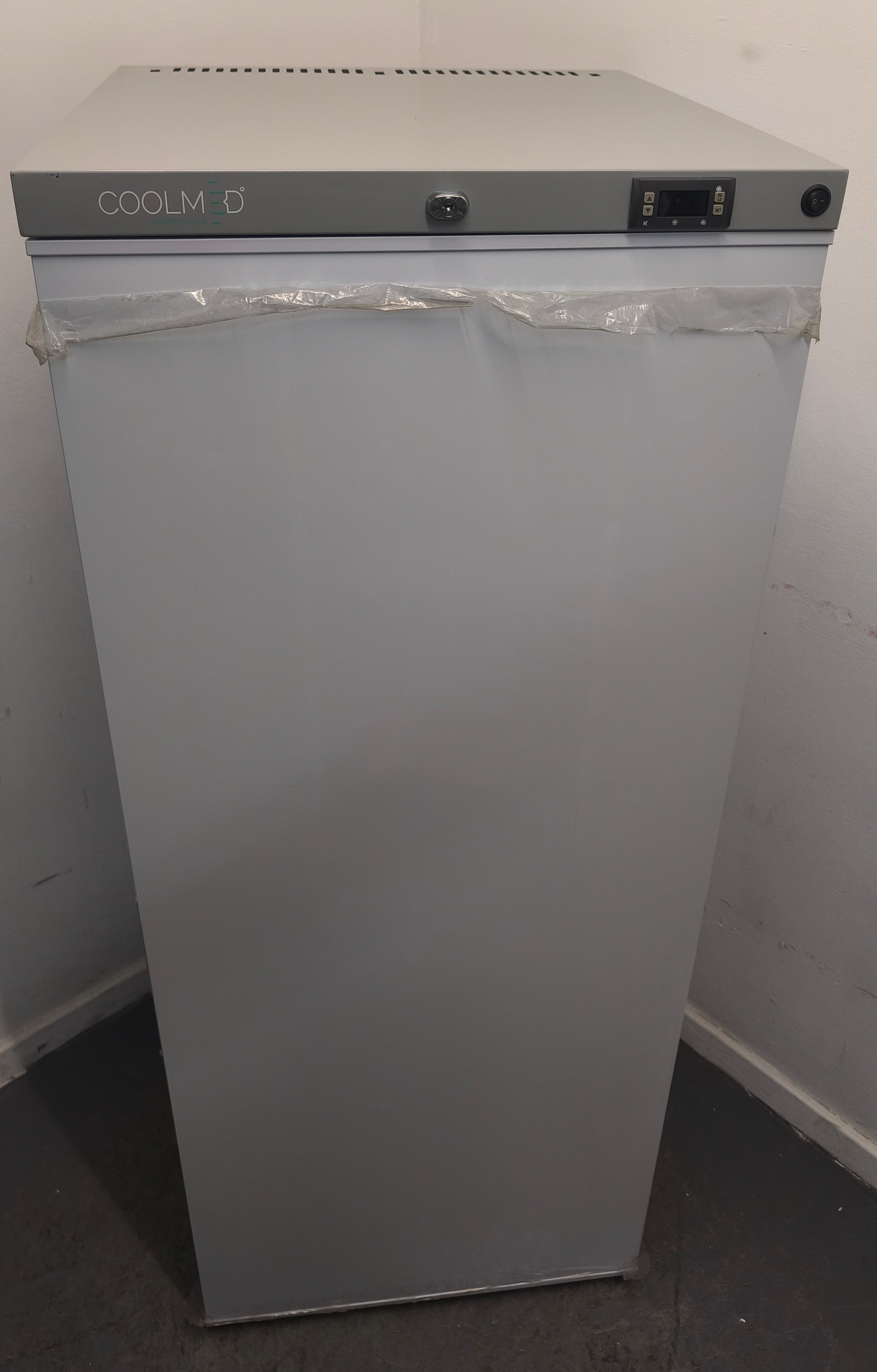 CoolMed CMS300 Pharmacy Refrigerator 308L Solid Door in White GRADE A