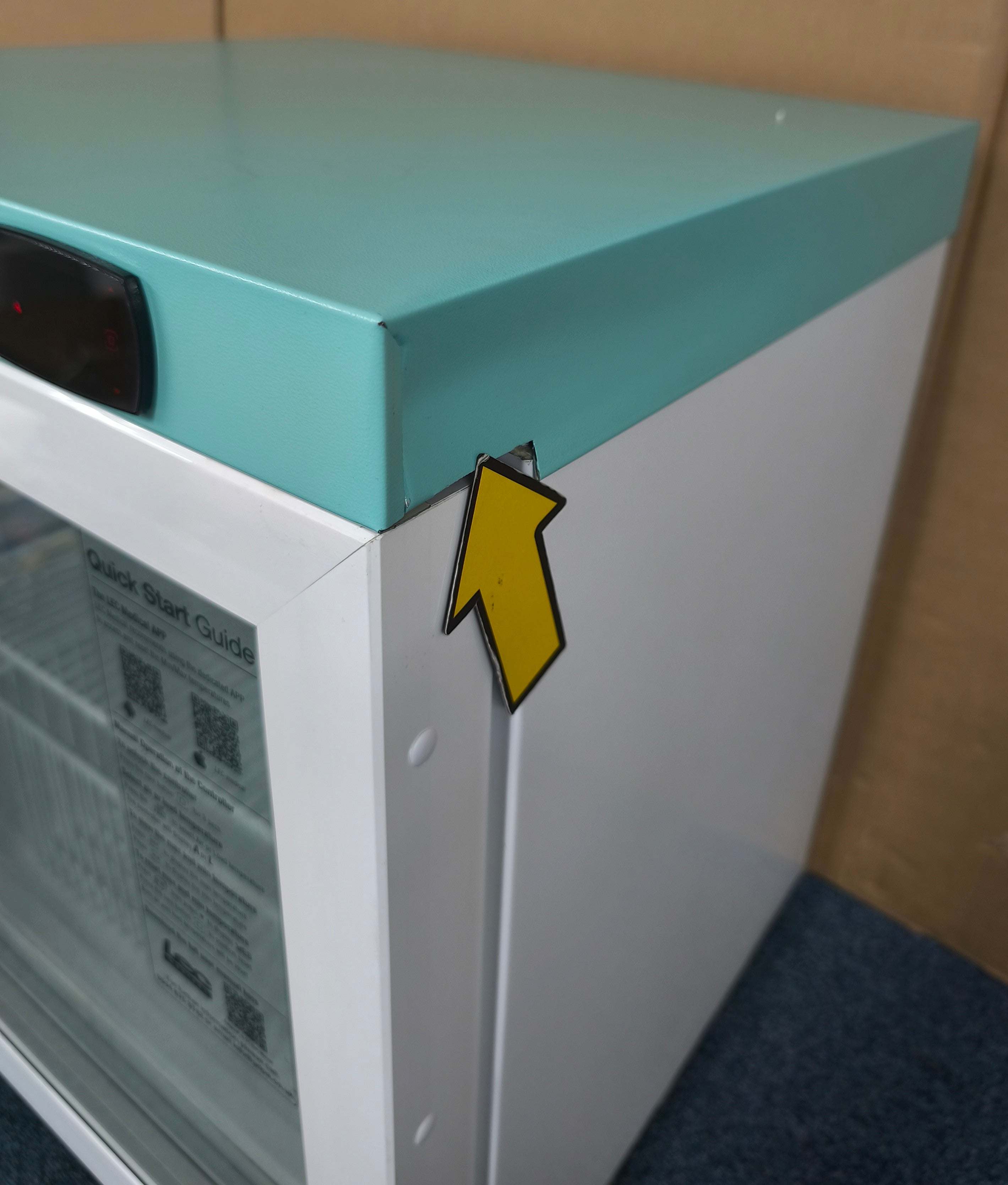 Lec PPGR47BT-UK Glass Door Pharmacy Fridge 47L GRADE A