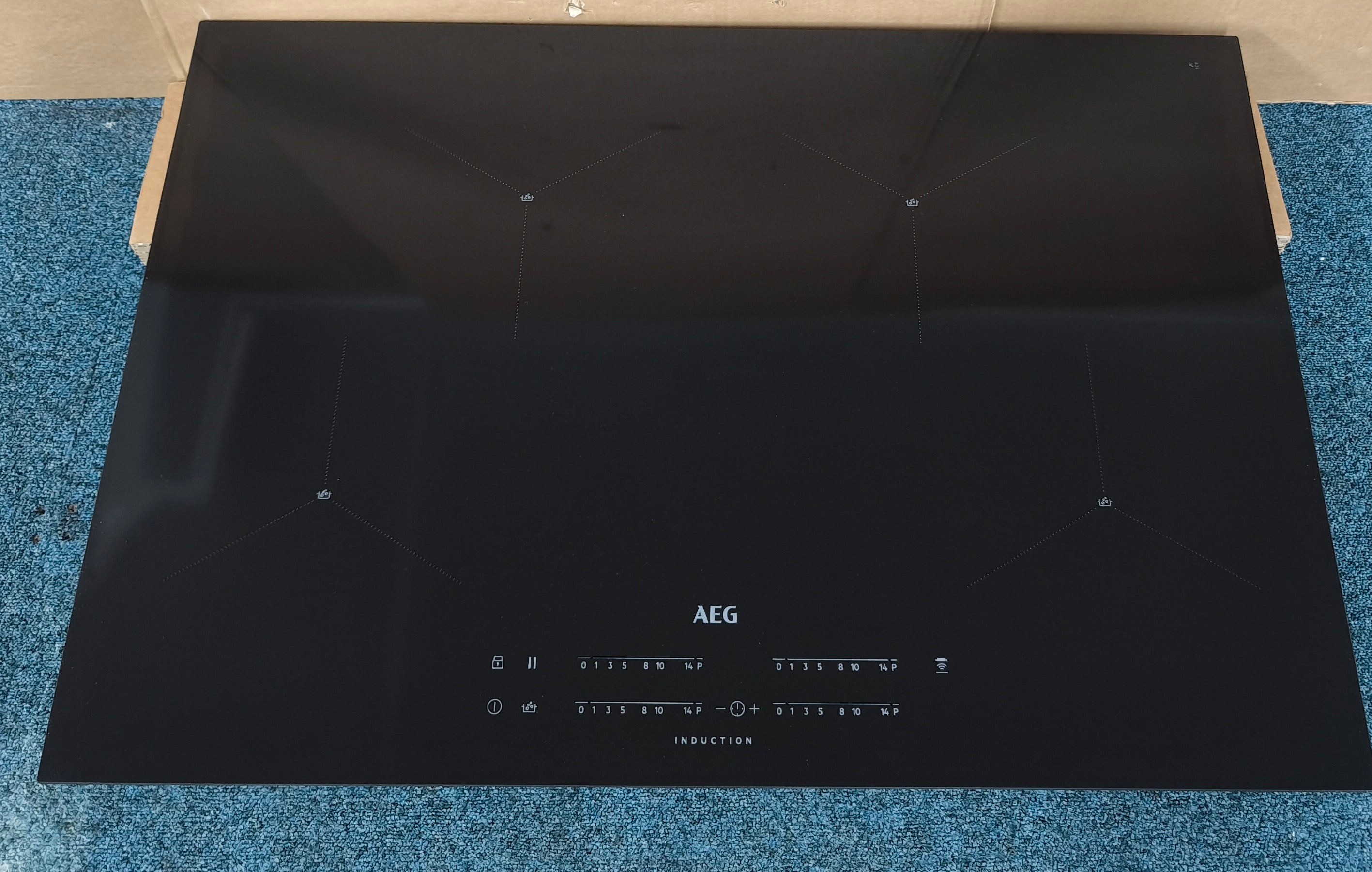 AEG IAX84411CB SenseBoil 78cm Induction Hob in Black GRADE A