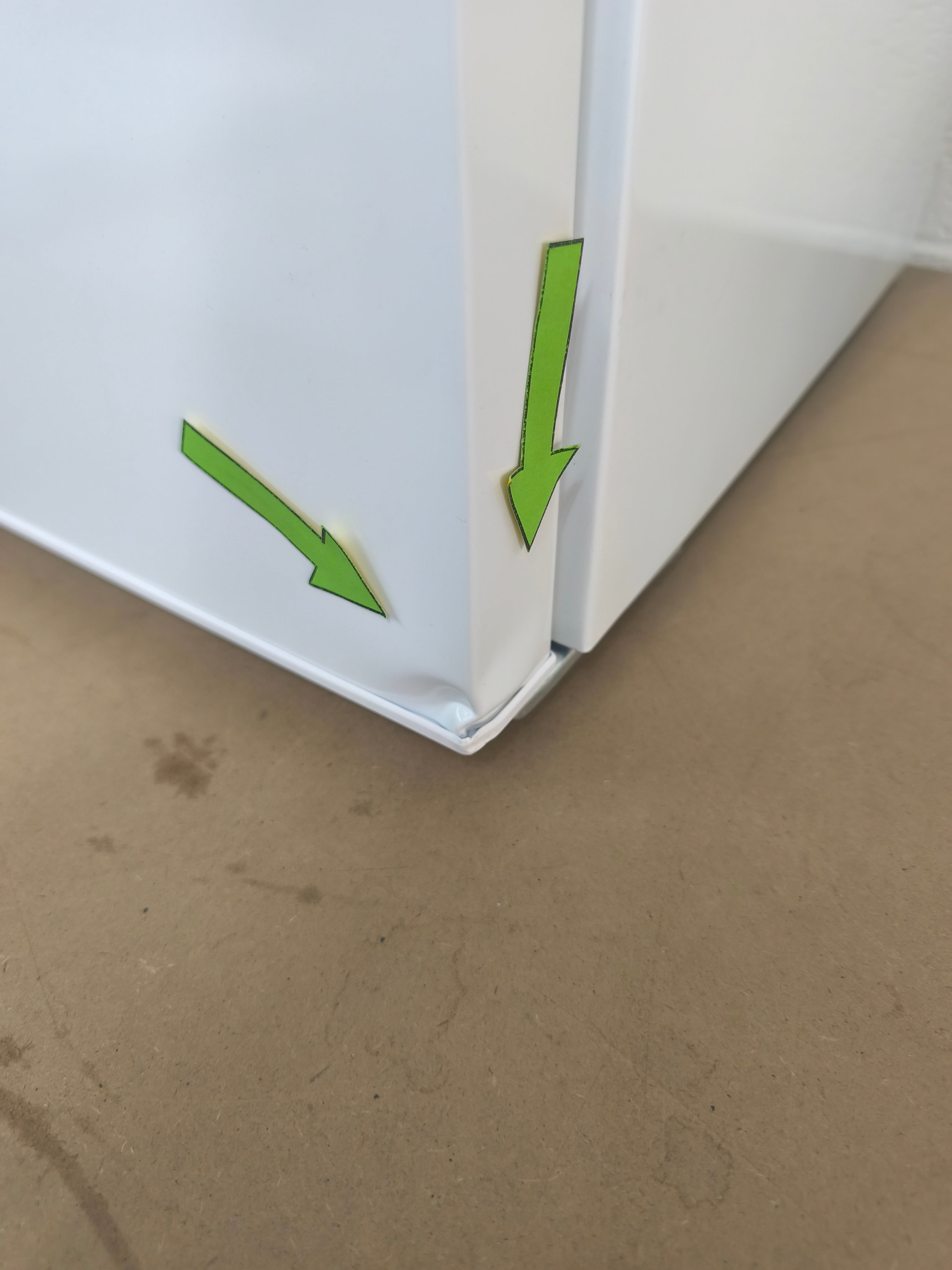 Lec PESR47DC-UK Pharmacy Refrigerator 47L Countertop Solid Door White GRADE B