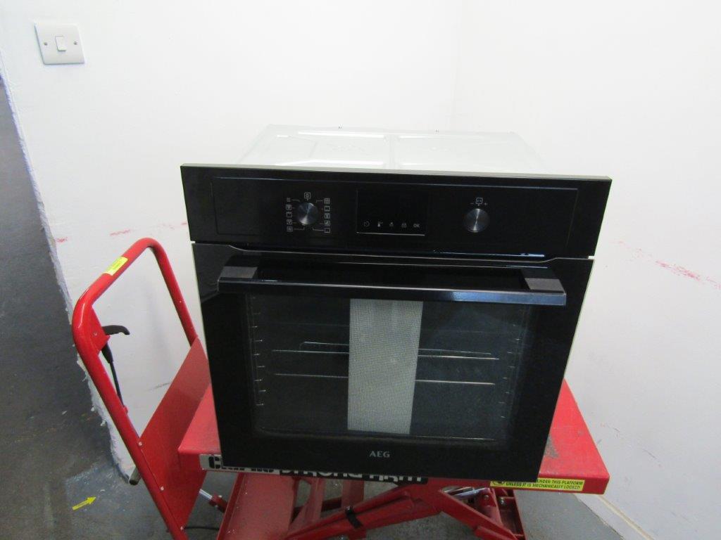 AEG BPX535061B Single Oven Electric Built in Pyrolytic  Black GRADE A
