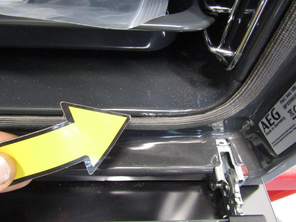 AEG BPS556020M Single Oven Pyrolytic Electric Stainless Steel GRADE B