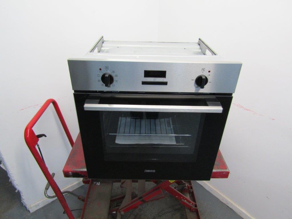 Zanussi ZOHHE2X2 Single Oven Electric Built In Stainless Steel GRADE A