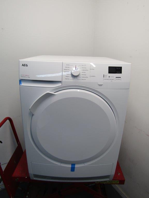 AEG TR708L0B Tumble Dryer 8kg Heat Pump in White GRADE A