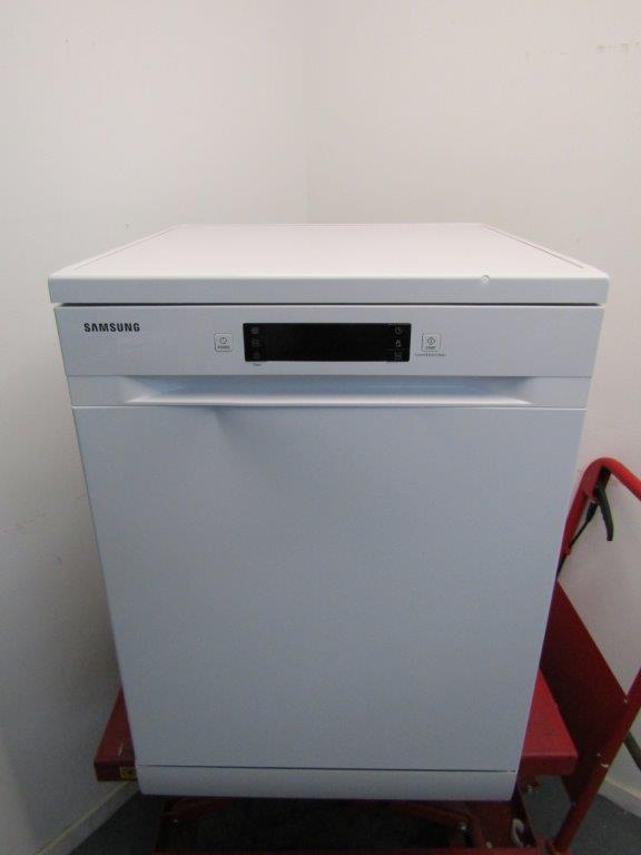 Samsung DW60M5050FW Freestanding Dishwasher 60cm in White GRADE B