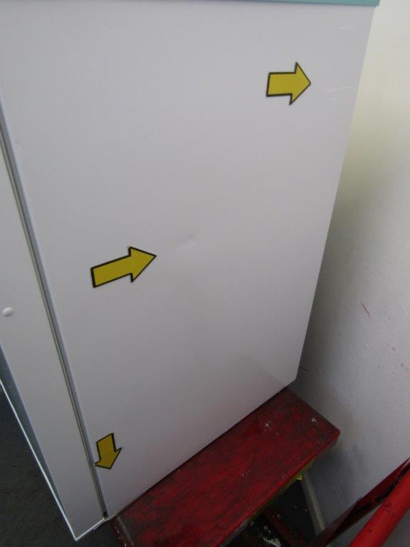 Lec LSFSC138DC 138L Laboratory Ice Box Undercounter Fridge White GRADE B