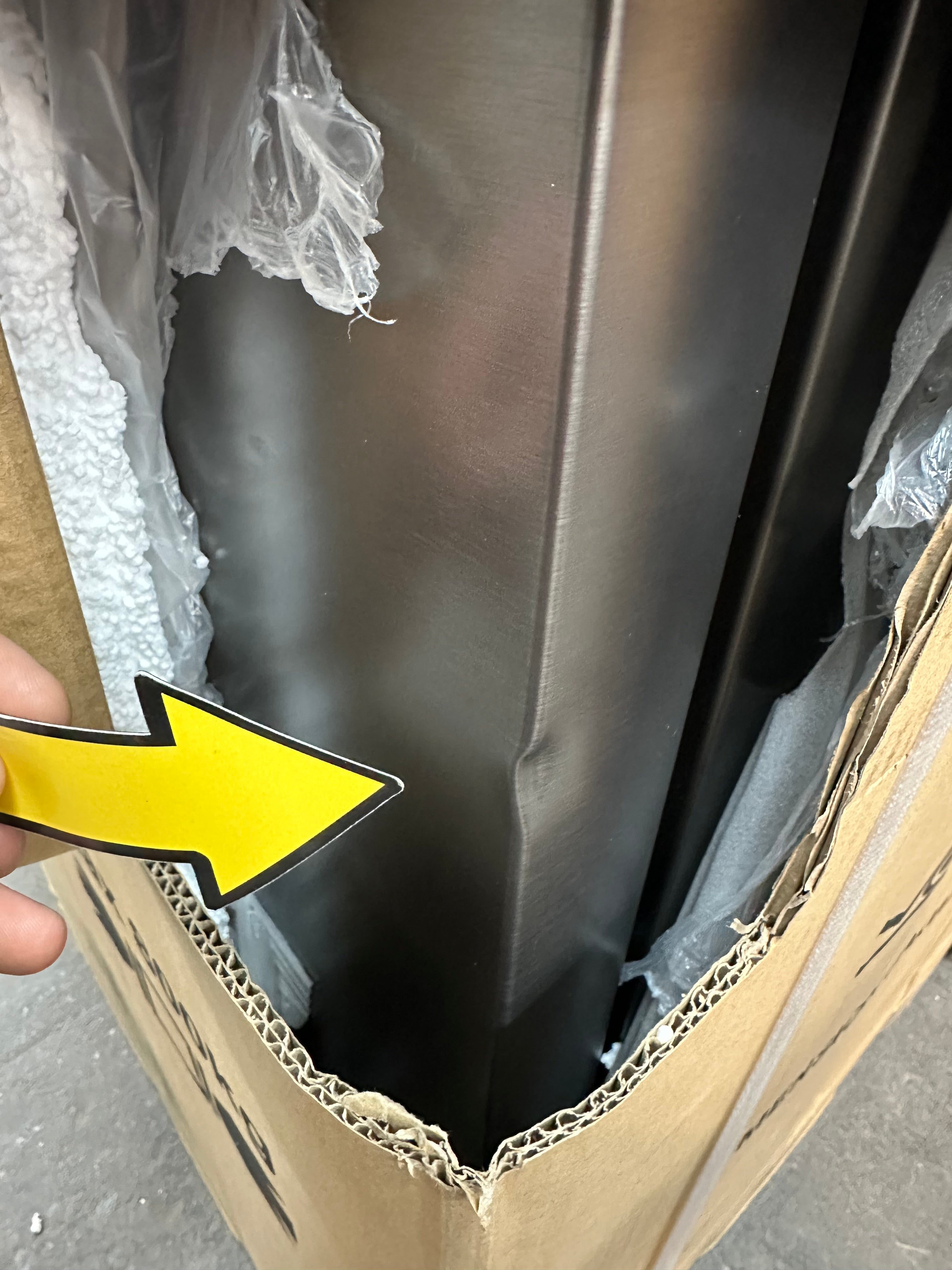 Haier HDPW5620CNPD Fridge Freezer in Silver GRADE B