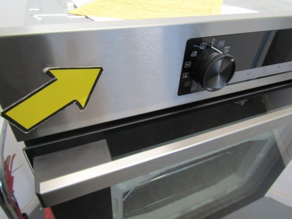Hisense BI64211PX Pyrolytic Single Oven Air Fry Electric in Black GRADE B