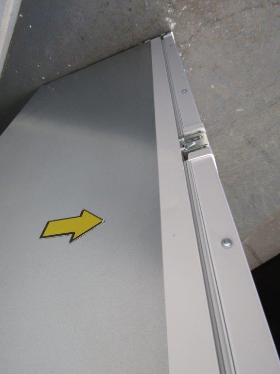 AEG NSC7G181DS Fridge Freezer Integrated 70/30 No Frost REFURBISHED