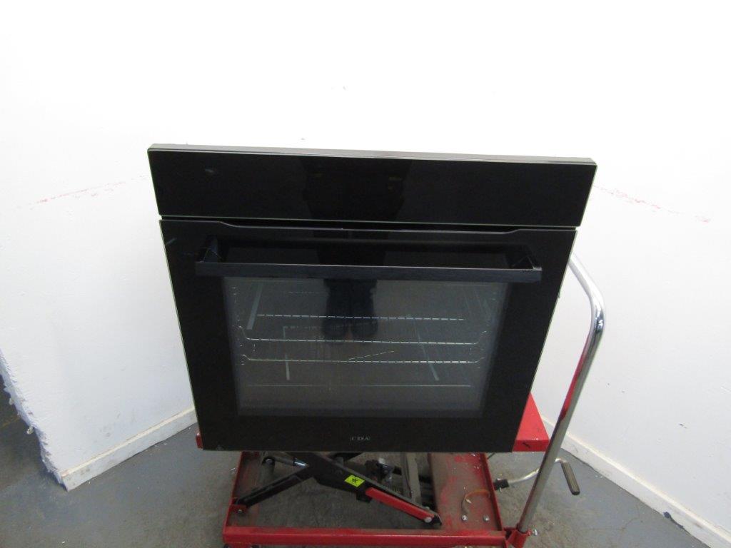 CDA SL570BL Single Oven Built in Electric Pyrolytic in Black GRADE B