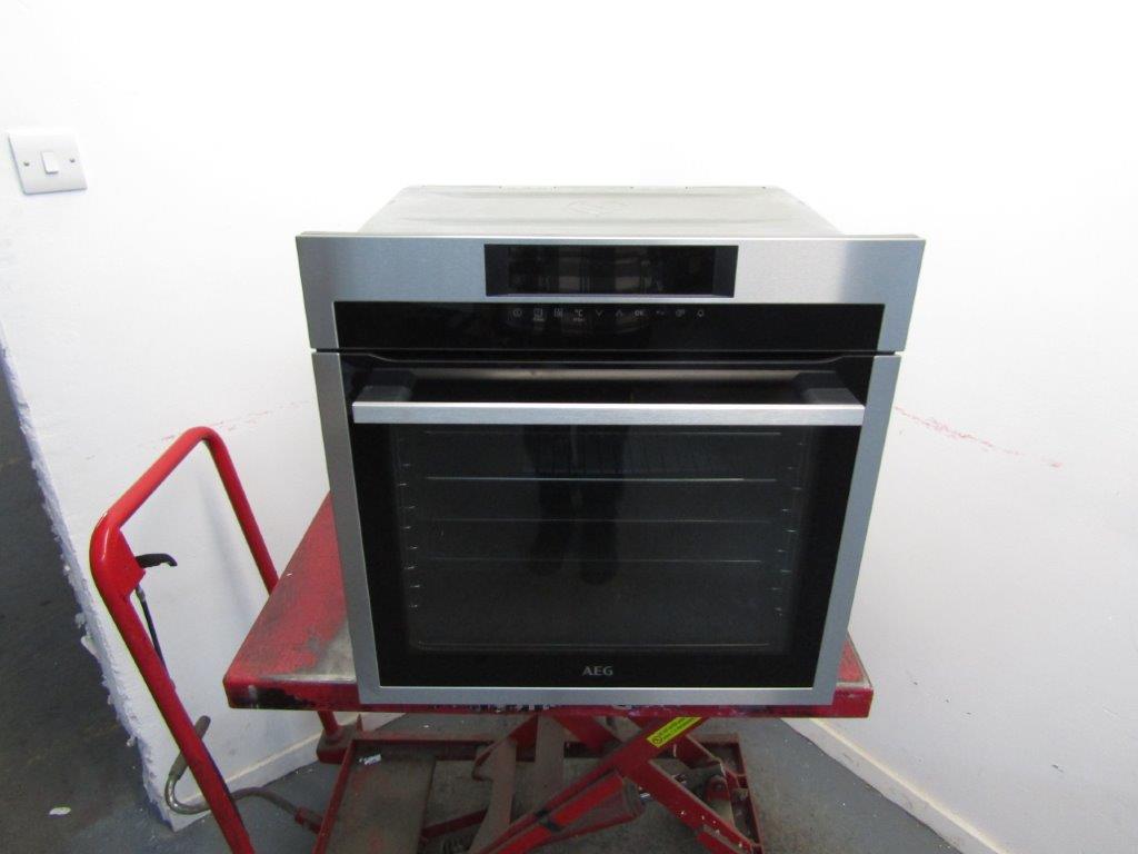 AEG BPE742320M Single Oven Built in Pyrolytic Stainless Steel REFURBISHED