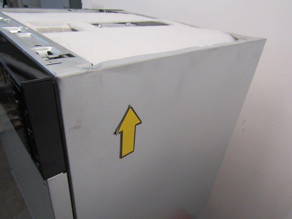 AEG FSB54607Z Fully Integrated Dishwasher 60cm GRADE A